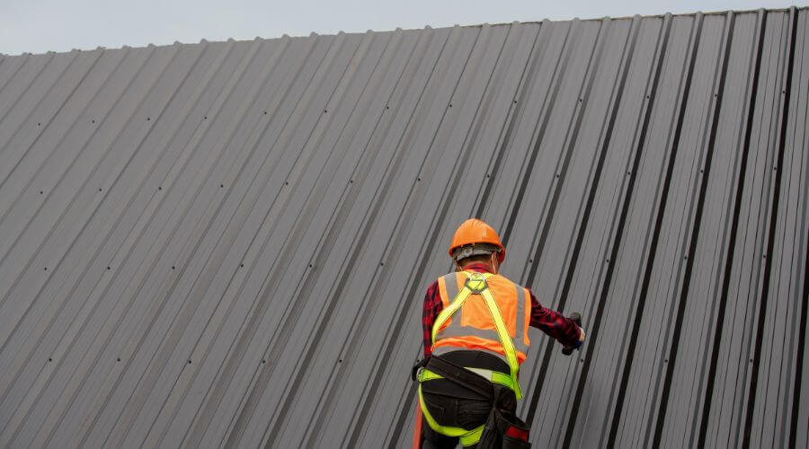 Expert new roof installation services in York New Salem, PA